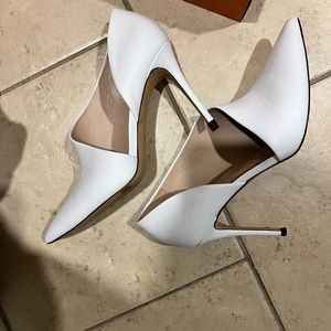 NWT white Something Navy leather d’orsay pump size 8.5